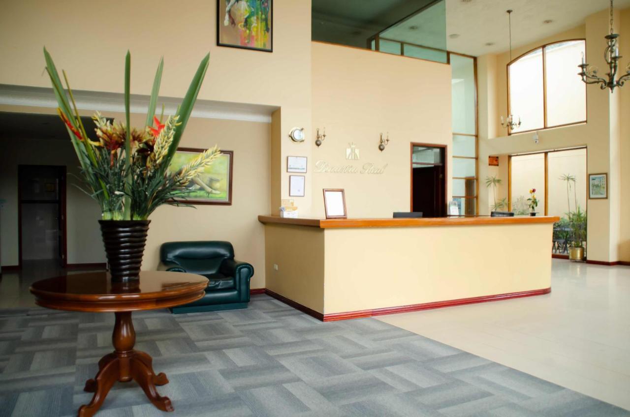 Hotel Dinastia Real Duitama Zewnętrze zdjęcie